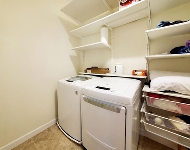 315 Vista Cruiser Lane - Photo Thumbnail 18