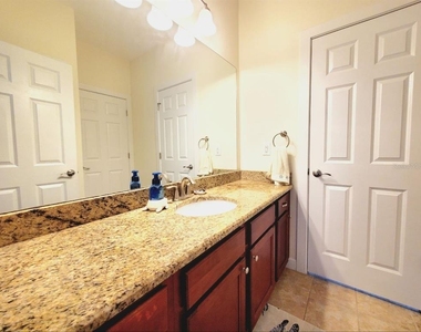315 Vista Cruiser Lane - Photo Thumbnail 23