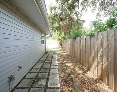4411 W Leila Avenue - Photo Thumbnail 12