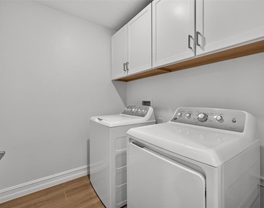1445 West Chestnut Street - Photo Thumbnail 26
