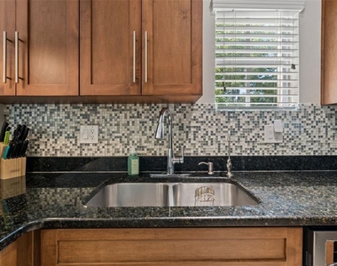 650 Siren Wind Lane - Photo Thumbnail 21