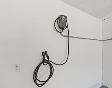650 Siren Wind Lane - Photo Thumbnail 54