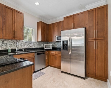 650 Siren Wind Lane - Photo Thumbnail 18
