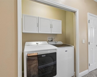 650 Siren Wind Lane - Photo Thumbnail 51