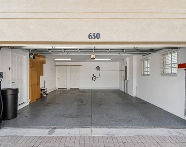 650 Siren Wind Lane - Photo Thumbnail 52
