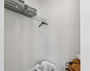 650 Siren Wind Lane - Photo Thumbnail 47