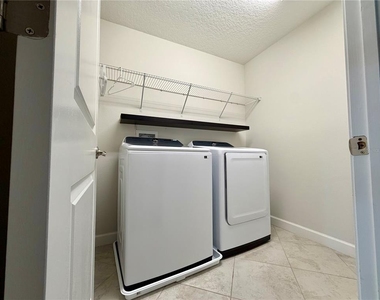 1460 Fort Cobb Terrace - Photo Thumbnail 24