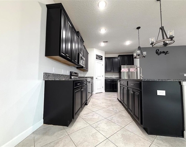 1460 Fort Cobb Terrace - Photo Thumbnail 10