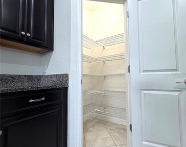 1460 Fort Cobb Terrace - Photo Thumbnail 13
