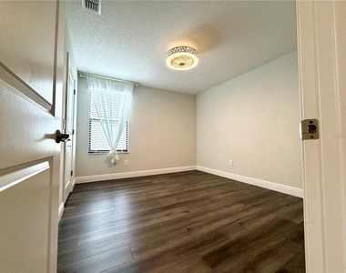1460 Fort Cobb Terrace - Photo Thumbnail 28
