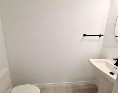 2307 Paravane Way - Photo Thumbnail 10