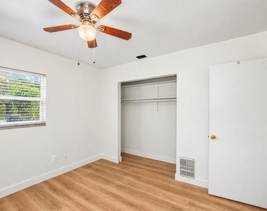 374 3rd Street Nw - Photo Thumbnail 15
