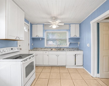 374 3rd Street Nw - Photo Thumbnail 29