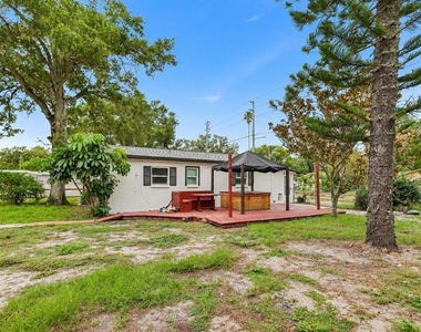 374 3rd Street Nw - Photo Thumbnail 21
