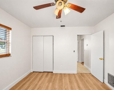 374 3rd Street Nw - Photo Thumbnail 13