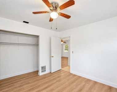 374 3rd Street Nw - Photo Thumbnail 16