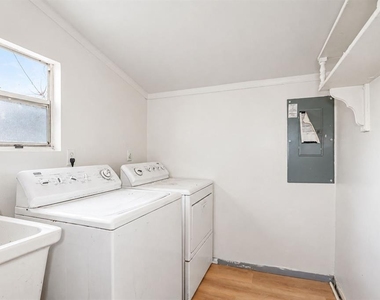 374 3rd Street Nw - Photo Thumbnail 19