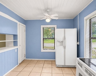 374 3rd Street Nw - Photo Thumbnail 33