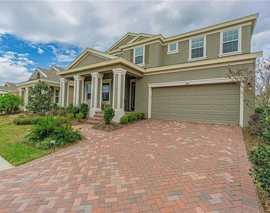 843 Viscount Street - Photo Thumbnail 1