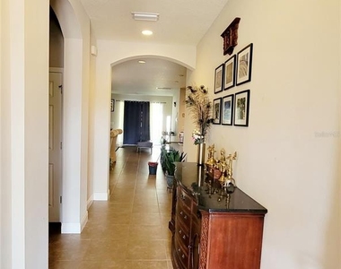 843 Viscount Street - Photo Thumbnail 5