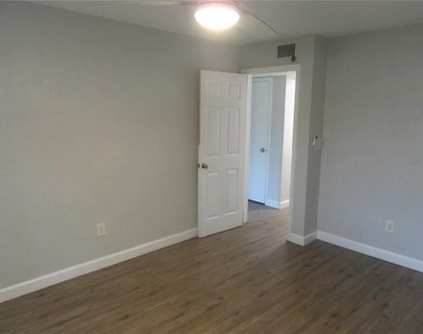 5900 22nd Avenue N - Photo Thumbnail 20
