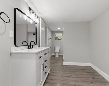 320 E Althea Avenue - Photo Thumbnail 19