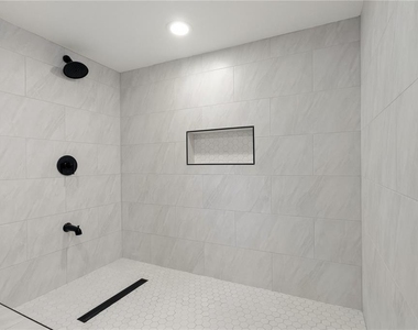 320 E Althea Avenue - Photo Thumbnail 21