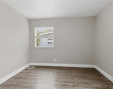 320 E Althea Avenue - Photo Thumbnail 29