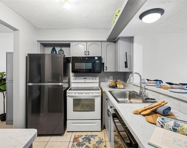 4038 Cortez Drive - Photo Thumbnail 14