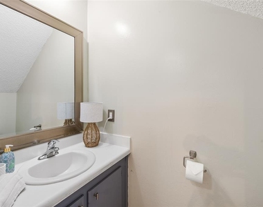 4038 Cortez Drive - Photo Thumbnail 24