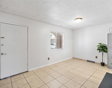 4038 Cortez Drive - Photo Thumbnail 8
