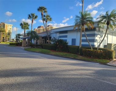 4550 Cove Circle - Photo Thumbnail 28