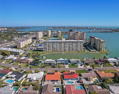 4550 Cove Circle - Photo Thumbnail 30