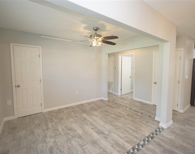 4406 W Anita Boulevard - Photo Thumbnail 20