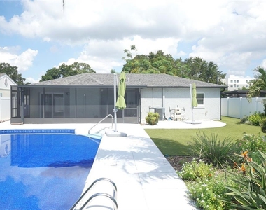 4406 W Anita Boulevard - Photo Thumbnail 15