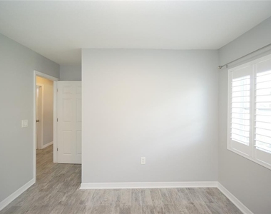 4406 W Anita Boulevard - Photo Thumbnail 21