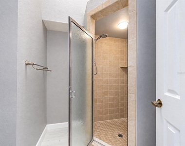 2372 Hanover Drive - Photo Thumbnail 18