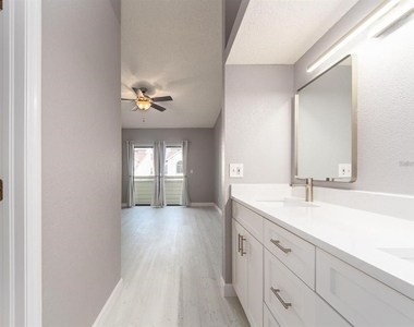 2372 Hanover Drive - Photo Thumbnail 17