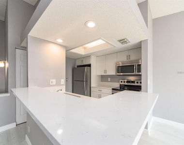 2372 Hanover Drive - Photo Thumbnail 11