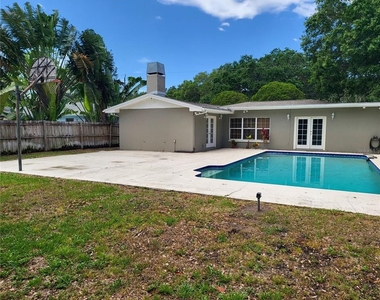1601 Summerdale Drive S - Photo Thumbnail 21