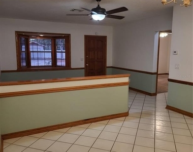 1601 Summerdale Drive S - Photo Thumbnail 2
