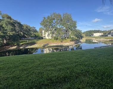 946 Virginia Street - Photo Thumbnail 9