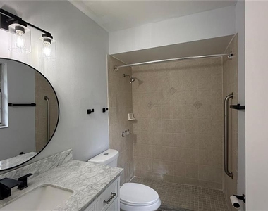 135 Morelia Lane - Photo Thumbnail 16