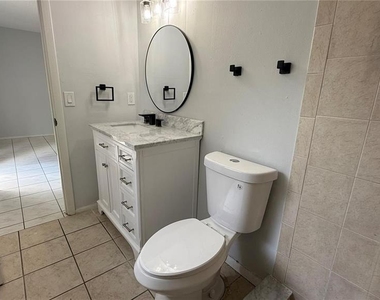 135 Morelia Lane - Photo Thumbnail 21