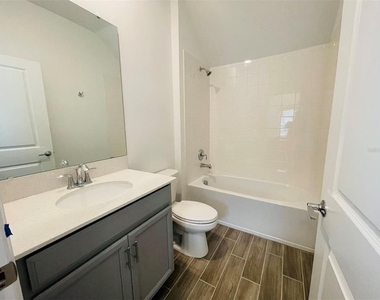 13897 Title Way - Photo Thumbnail 17
