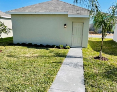 13897 Title Way - Photo Thumbnail 19