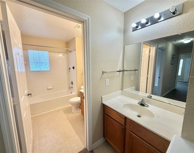 2221 San Vittorino Circle - Photo Thumbnail 9