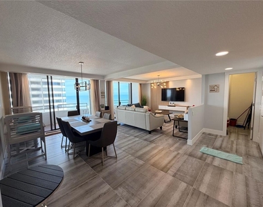 2828 N Atlantic Avenue - Photo Thumbnail 5