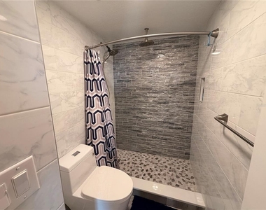 2828 N Atlantic Avenue - Photo Thumbnail 17