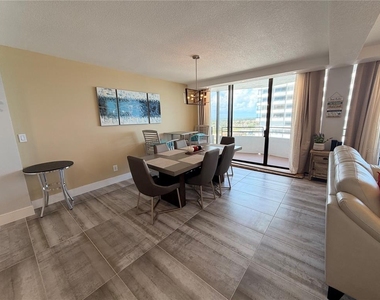 2828 N Atlantic Avenue - Photo Thumbnail 7